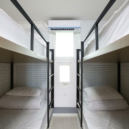 Ian Guesthouse Jeju Extérieur photo